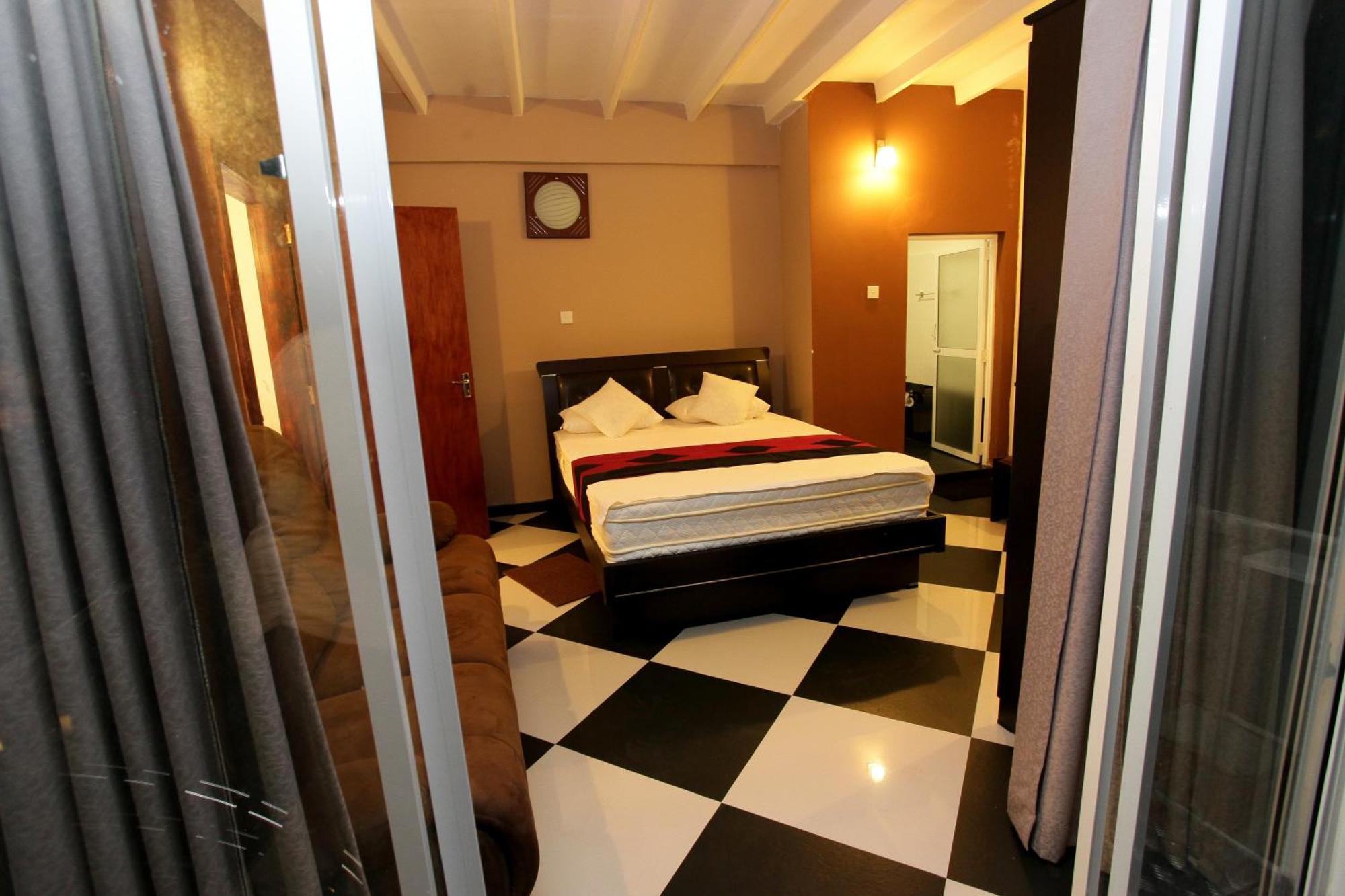 Oak Residencies Villa Kiribathgoda Rom bilde