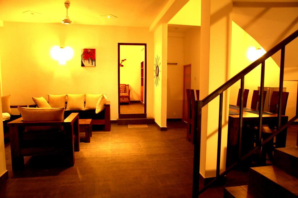 Oak Residencies Villa Kiribathgoda Rom bilde